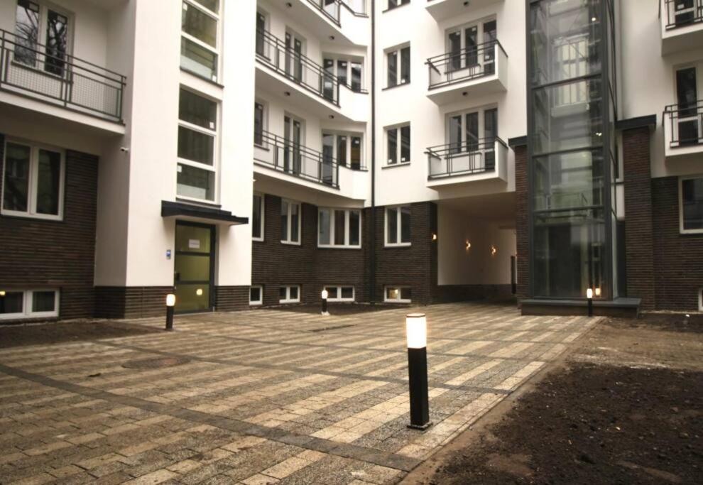 Lovely Condo In The Heart Of Warsaw Piekne Mieszkanie W Samym Sercu Warszawy Eksteriør billede
